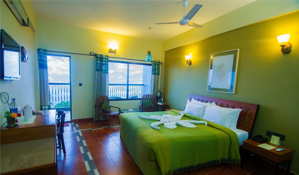 Forest Glade Resorts Chithirapuram Exterior photo